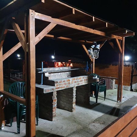 Rooms Poienita Szlanikfürdő Kültér fotó